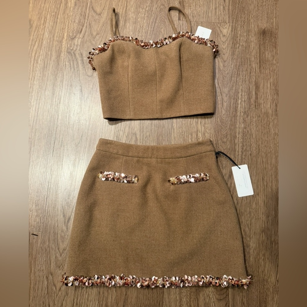 Line & Dot Tan camel-colored two-piece Skirt Set with Sequin Accents size S NWT